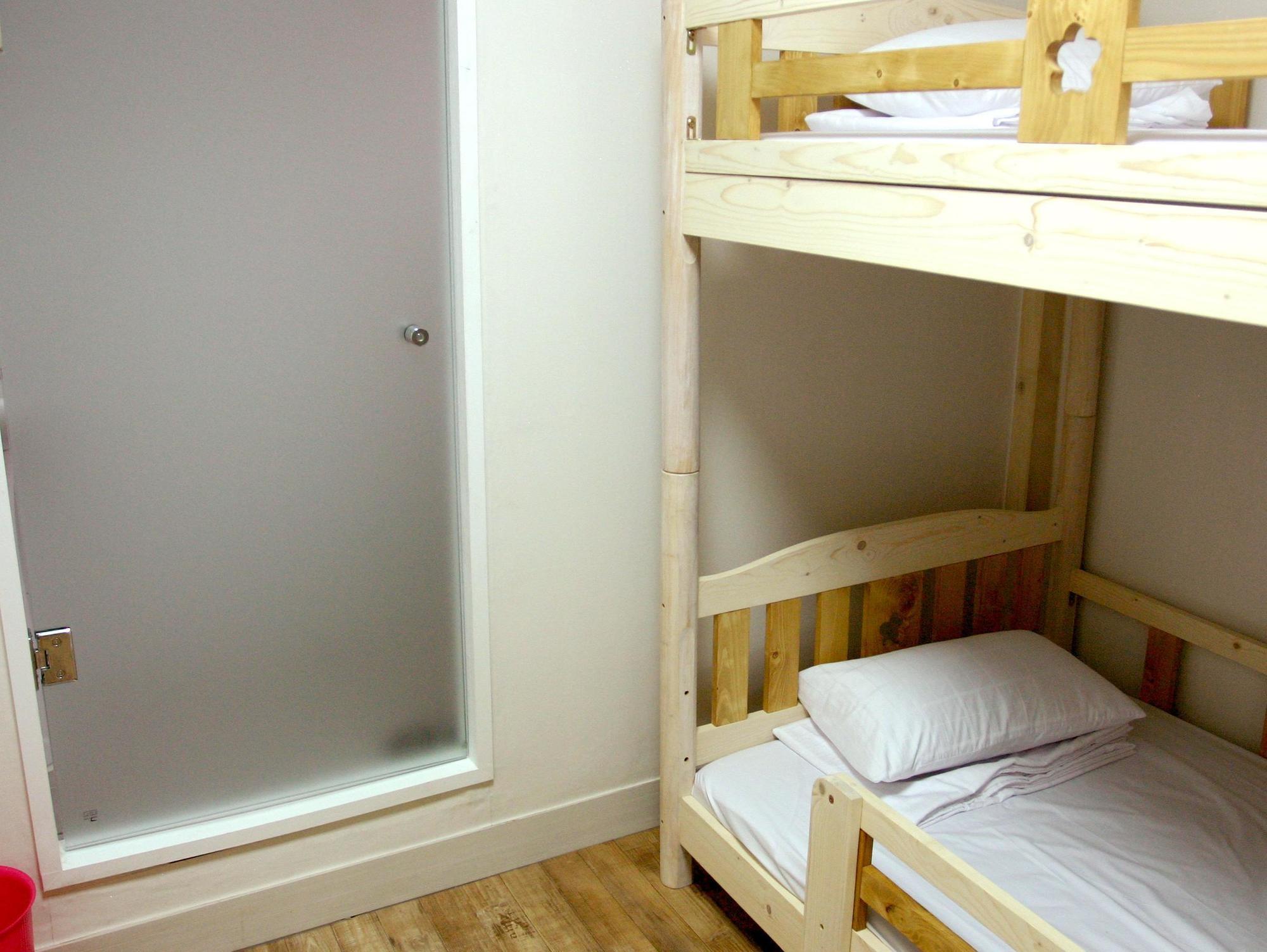 Unni House Hostel Сеул Екстериор снимка