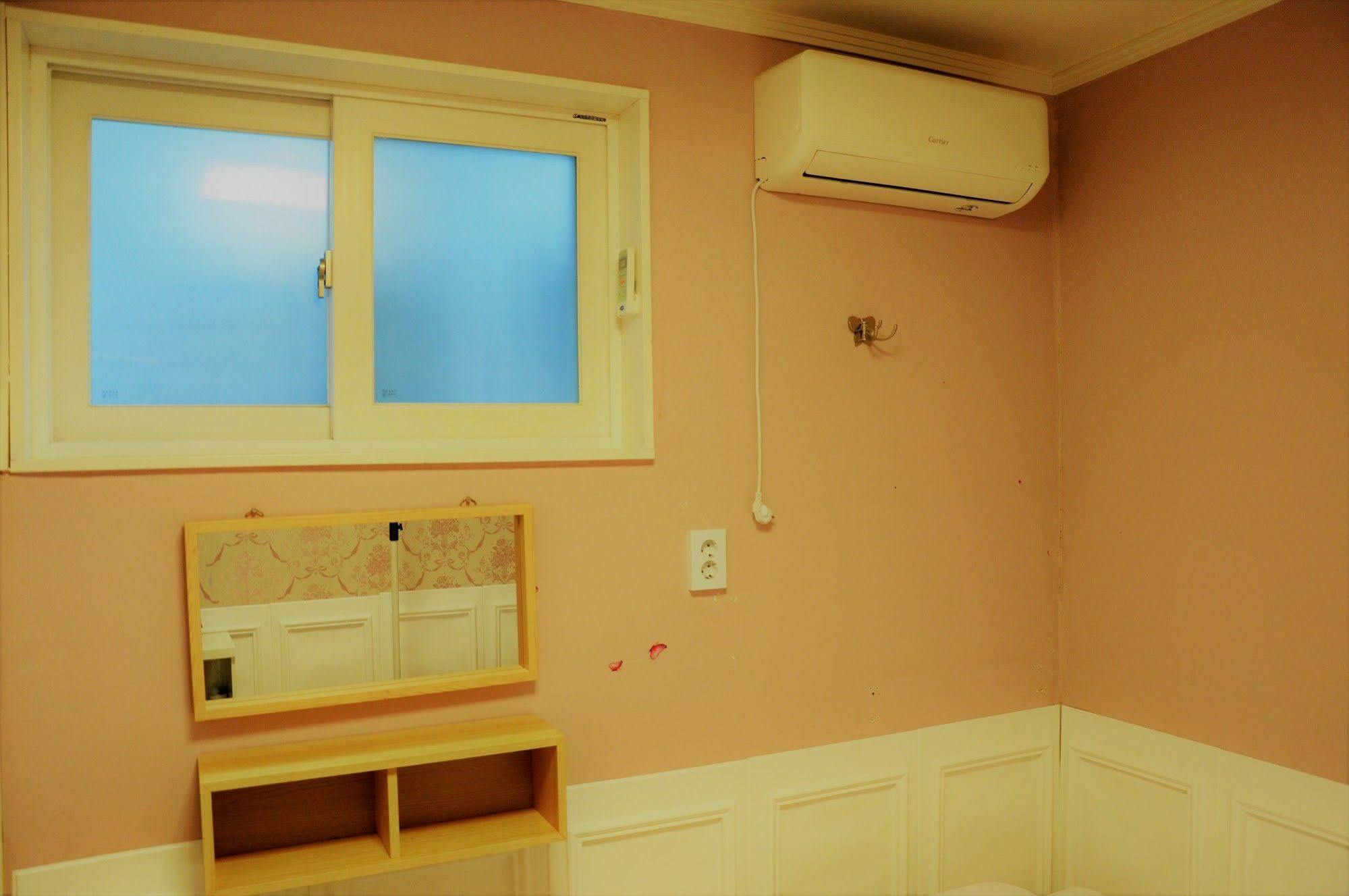 Unni House Hostel Сеул Екстериор снимка