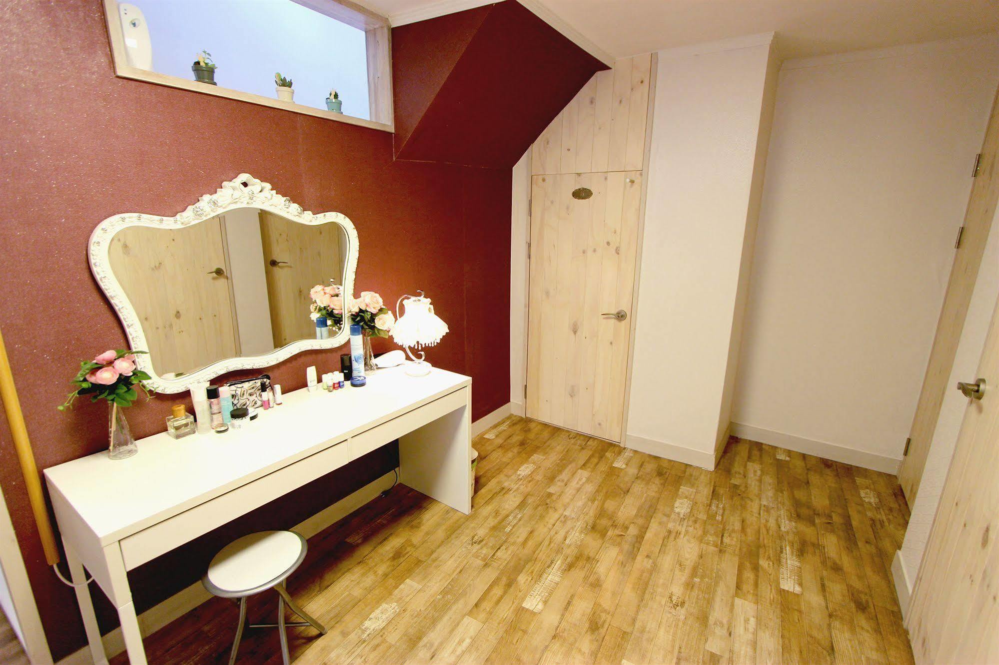 Unni House Hostel Сеул Екстериор снимка