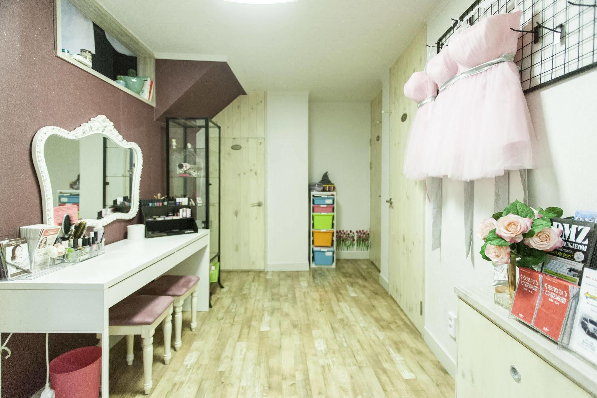 Unni House Hostel Сеул Екстериор снимка