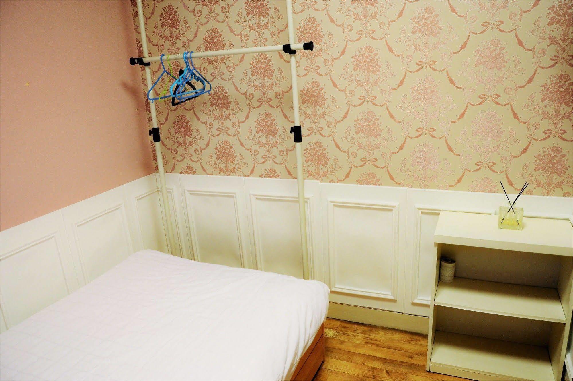 Unni House Hostel Сеул Екстериор снимка
