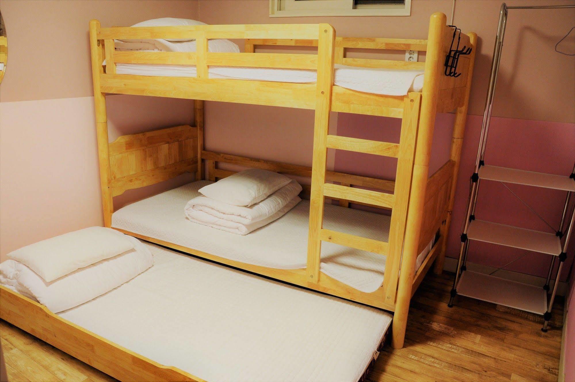 Unni House Hostel Сеул Екстериор снимка