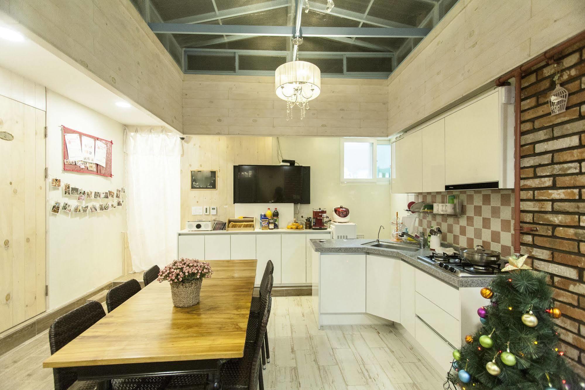 Unni House Hostel Сеул Екстериор снимка